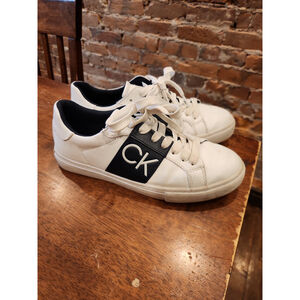Calvin Klein Shoes Size 7.5